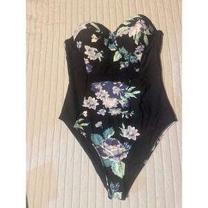 Cupshe Black Floral Print Padded Strapless‎ One Piece Swimsuit medium new w/tag